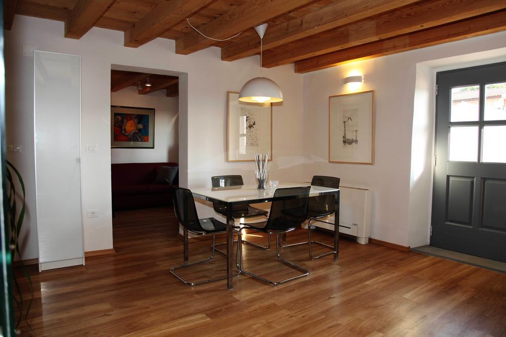 Boutique Hotel Dvor Dobrovo Chambre photo